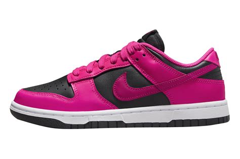 dunk low fierce pink black